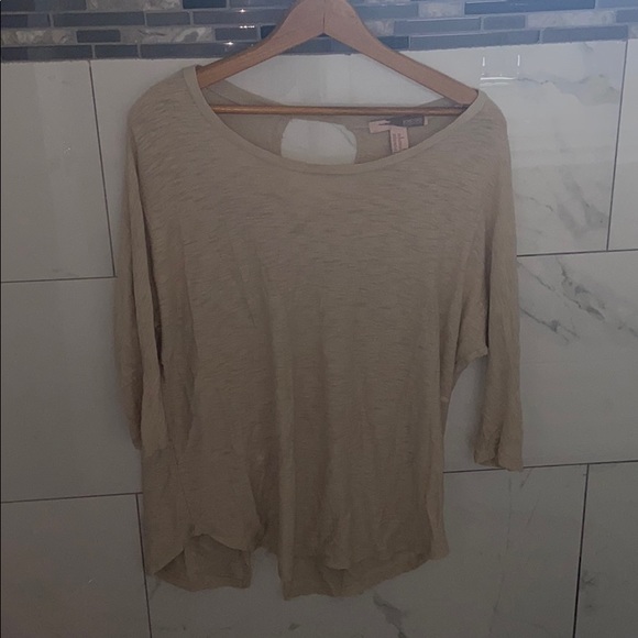 Nude shirt - Picture 1 of 2